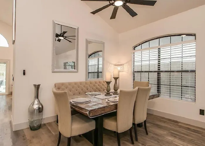 Fully Renovated Kierland Retreat Wpool 4-bdrms *
