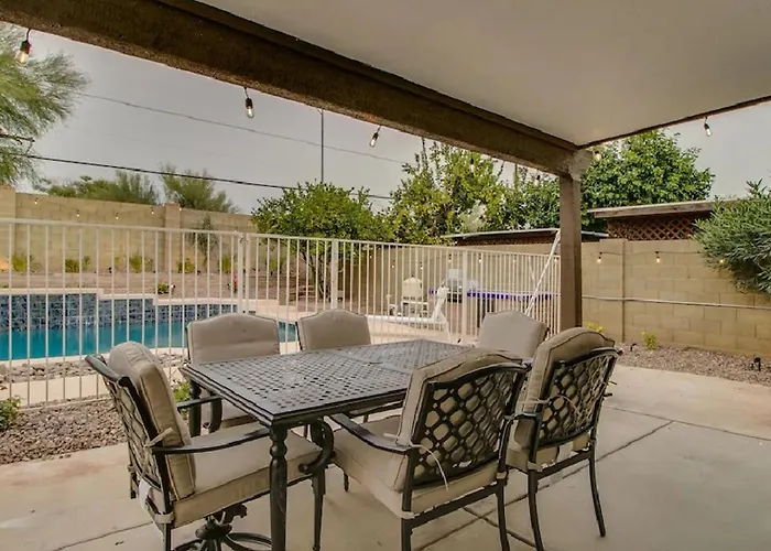Holiday home Fully Renovated Kierland Retreat Wpool 4-bdrms *