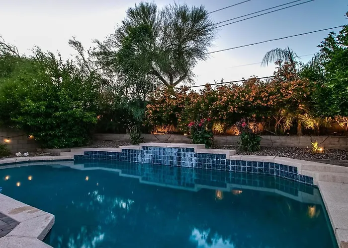 Fully Renovated Kierland Retreat Wpool 4-bdrms Holiday home Phoenix
