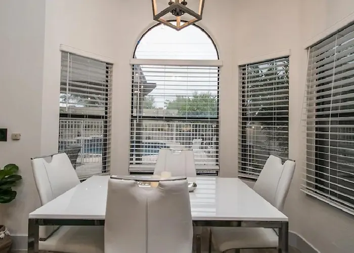 Fully Renovated Kierland Retreat Wpool 4-bdrms Phoenix