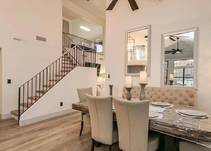 Fully Renovated Kierland Retreat Wpool 4-bdrms *